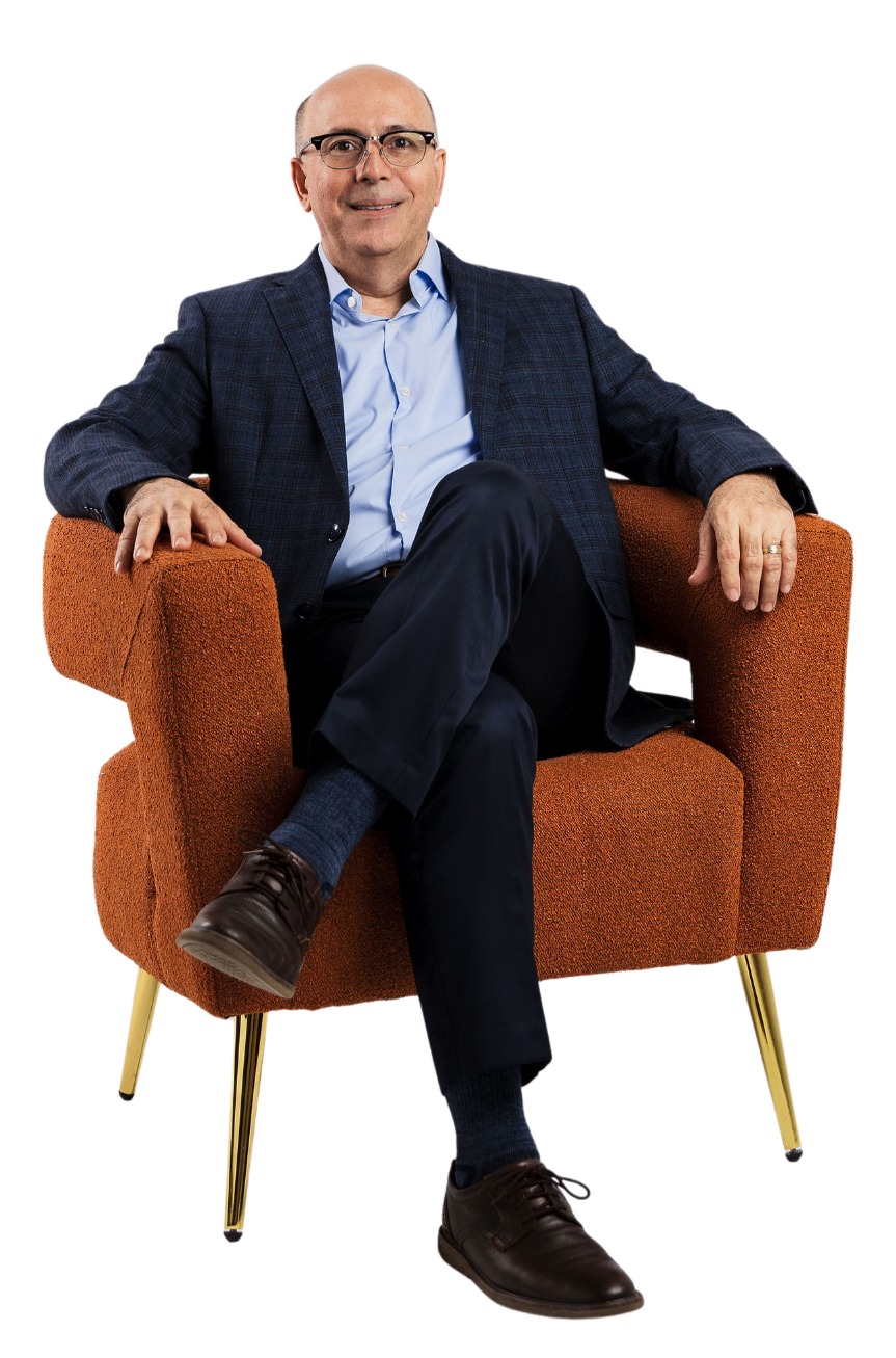 Rubén Suárez facilitando un taller ejecutivo sobre liderazgo, cultura, talento y ejecución